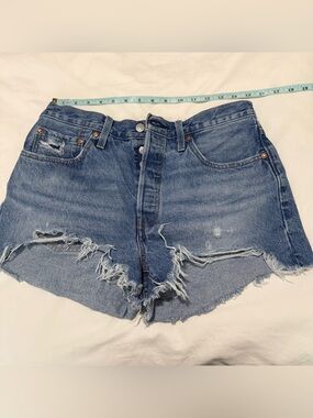 Levi's Distressed Cutoff Jean Shorts - Blue Denim